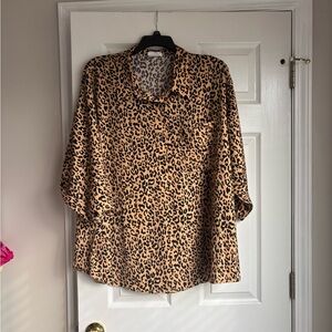 Chic Leopard Print Blouse